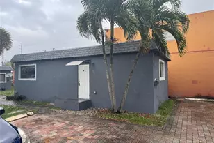 2131 Lincoln St, Hollywood, FL 33020 - Photo 2