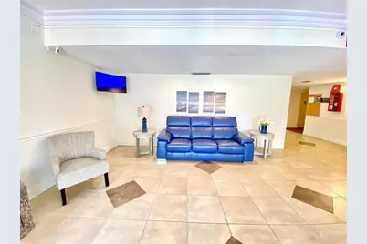 4750 NW 22nd Ct, Unit #420, Lauderhill, FL 33313 - Photo 2