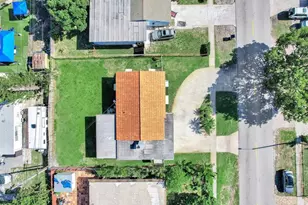 341 NW 37th St, Deerfield Beach, FL 33064 - Photo 30