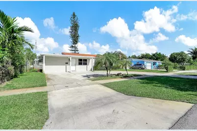 341 NW 37th St, Deerfield Beach, FL 33064 - Photo 46