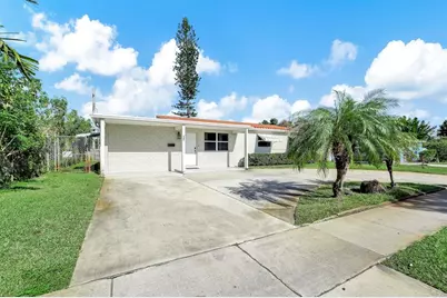 341 NW 37th Street, Deerfield Beach, FL 33064 - Photo 1
