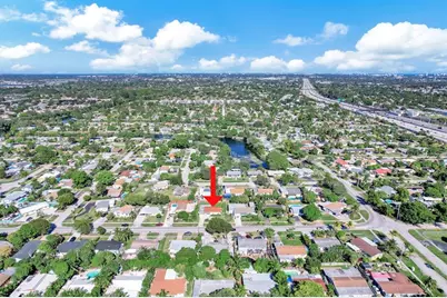 341 NW 37th St, Deerfield Beach, FL 33064 - Photo 38