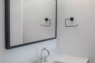 1138 NE 2nd Ave, Fort Lauderdale, FL 33304 - Photo 8