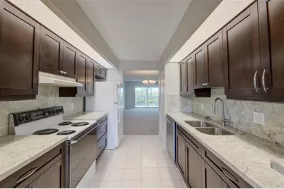 750 SW 138th Ave, Unit #403F, Pembroke Pines, FL 33027 - Photo 4