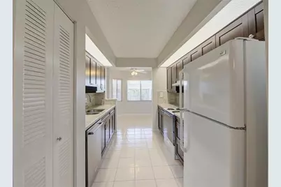 750 SW 138th Ave, Unit #403F, Pembroke Pines, FL 33027 - Photo 6