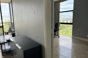 20301 W Country Club Dr Unit, Aventura, FL 33180 - Photo 28