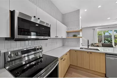 15 NE 20th Ave, Pompano Beach, FL 33060 - Photo 12