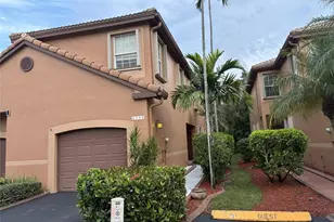 1552 Barcelona Way, Weston, FL 33327 - Photo 1