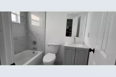 4841 NE 5th Ter, Fort Lauderdale, FL 33334 - Photo 6