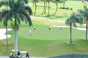 9410 N Hollybrook Lake Dr, Pembroke Pines, FL 33025 - Photo 18