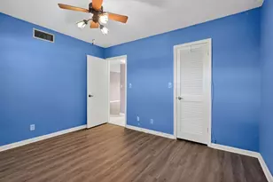 9410 N Hollybrook Lake Dr, Pembroke Pines, FL 33025 - Photo 6