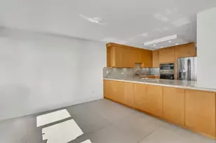 11930 N Bayshore Dr, North Miami, FL 33181 - Photo 16