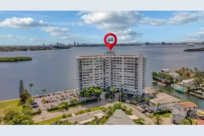 11930 N Bayshore Dr, Unit #404, North Miami, FL 33181 - Photo 4