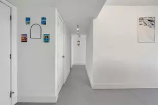 11930 N Bayshore Dr, North Miami, FL 33181 - Photo 38