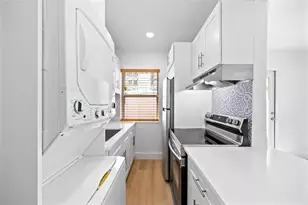 412 SE 16th St, Fort Lauderdale, FL 33316 - Photo 2