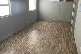 8551 SW 22nd St, Davie, FL 33324 - Photo 6