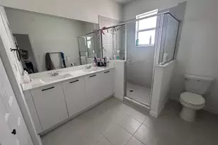 12530 NW 22nd Pl, Miami, FL 33167 - Photo 4