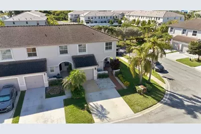 16890 SW 1st Mnr, Unit #1, Pembroke Pines, FL 33027 - Photo 2