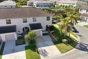 16890 SW 1st Manor, Pembroke Pines, FL 33027 - Photo 2