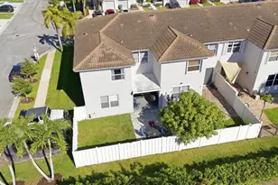 16890 SW 1st Manor, Pembroke Pines, FL 33027 - Photo 36