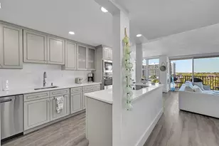 531 N Ocean Blvd Unit, Pompano Beach, FL 33062 - Photo 2