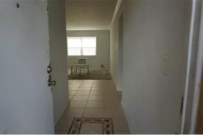 1050 E Sample Rd, Unit #104, Pompano Beach, FL 33064 - Photo 2