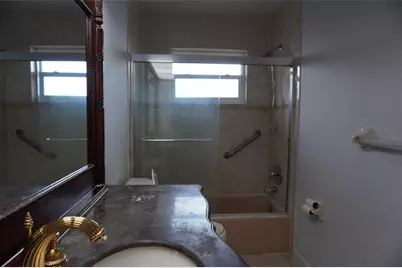 1050 E Sample Rd, Unit #104, Pompano Beach, FL 33064 - Photo 10