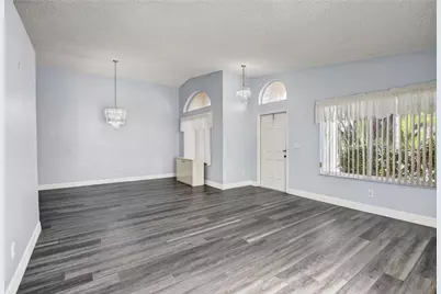 1601 SW 106th Ter, Davie, FL 33324 - Photo 6