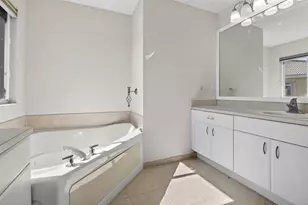 19309 SW 64th St, Fort Lauderdale, FL 33332 - Photo 32