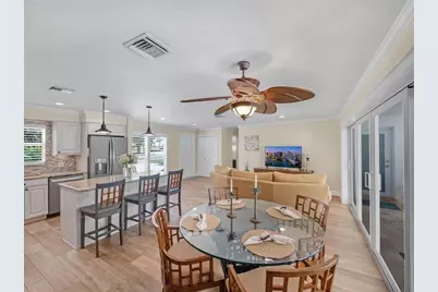 2250 NE 35th St, Lighthouse Point, FL 33064 - Photo 2