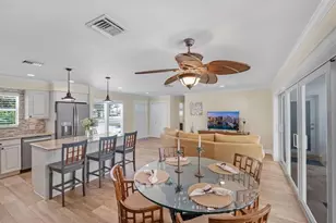 2250 NE 35th St, Lighthouse Point, FL 33064 - Photo 2