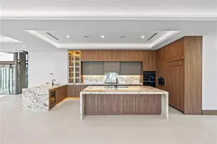 2441 NE 48th Ct, Lighthouse Point, FL 33064 - Photo 12