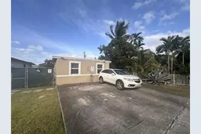 728 SW 6th St, Dania Beach, FL 33004 - Photo 2