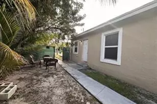 728 SW 6th St, Dania Beach, FL 33004 - Photo 4