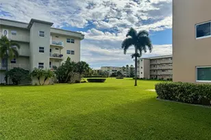 130 NE 26th Street Unit, Boynton Beach, FL 33435 - Photo 2