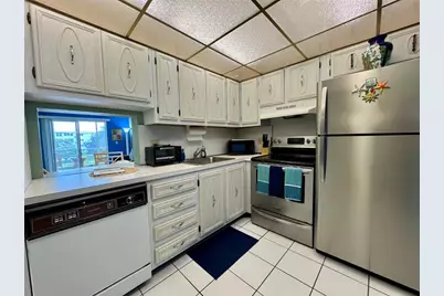 130  NE 26th Street, Unit #309, Boynton Beach, FL 33435 - Photo 6