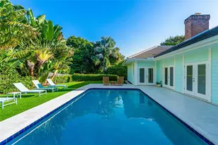 1760 Cypress Ln, Vero Beach, FL 32963 - Photo 2