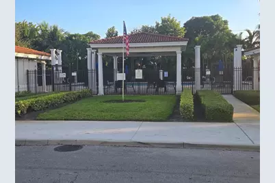 3684 NW 29th Ct, Lauderdale Lakes, FL 33311 - Photo 4