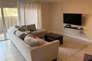 8251 NW 8th Pl, Plantation, FL 33324 - Photo 4