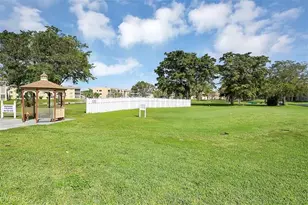 2720 N Pine Island Rd, Sunrise, FL 33322 - Photo 48