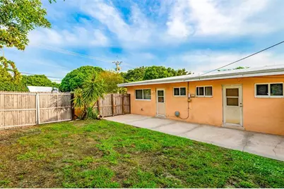 2581 NE 11th Ct, Unit #2585, Pompano Beach, FL 33062 - Photo 26