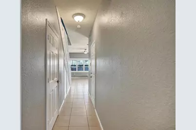 6105  Grand Cypress Cir, Coconut Creek, FL 33073 - Photo 4