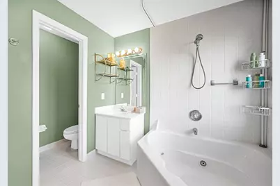 251 W Forest Oak Cir, Davie, FL 33325 - Photo 18