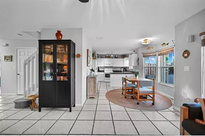 251 W Forest Oak Cir, Davie, FL 33325 - Photo 10