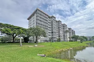 3510 Oaks Way, Pompano Beach, FL 33069 - Photo 52