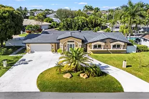 3301 NE 27th Ave, Lighthouse Point, FL 33064 - Photo 1