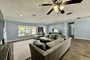 7240 NW 11th St, Plantation, FL 33313 - Photo 8