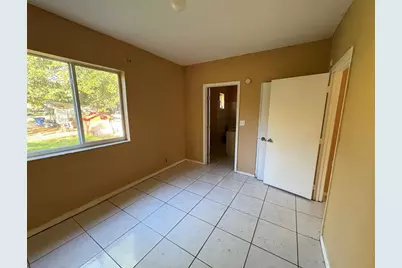 45  NE 146th St, Unit #B, Miami, FL 33161 - Photo 8