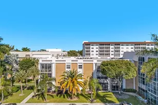 3020 NE 16th Ave, Oakland Park, FL 33334 - Photo 4