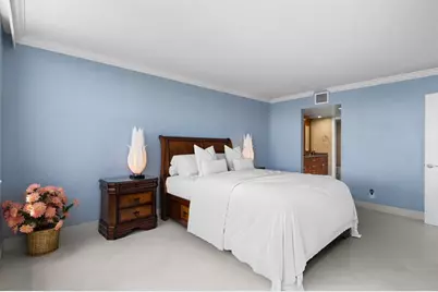 511  Bayshore Dr, Unit #904, Fort Lauderdale, FL 33304 - Photo 12